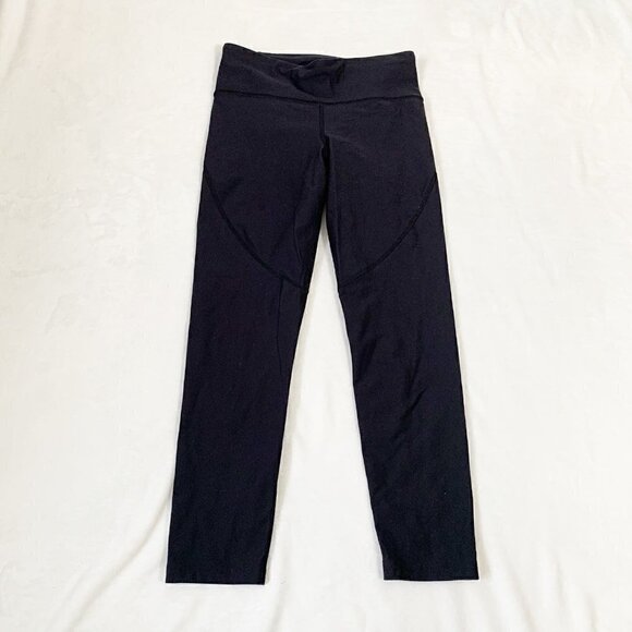 Under‎ Armour black calf length yoga pilates running workout leggings pants - Picture 1 of 7